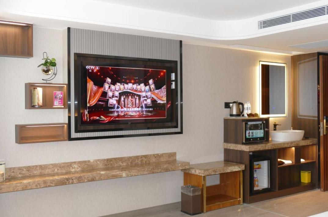 Jinan Yuquan Simpson Hotel Kültér fotó